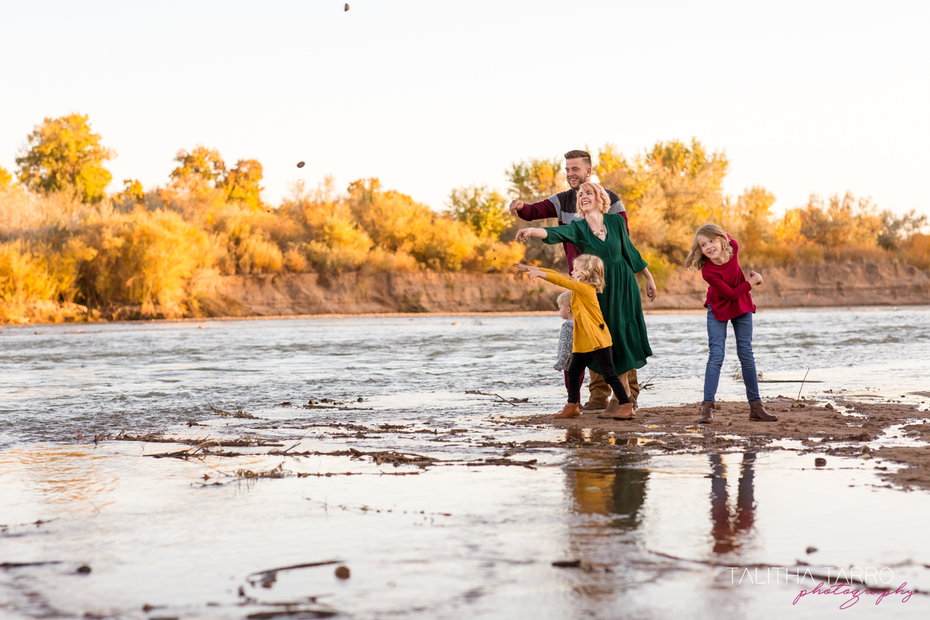 Family Portraits in the Rio Rancho bosque | Talitha Tarro Photography